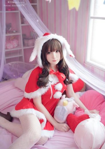 中文无码aV一区二区三区_十万网红美女美酱