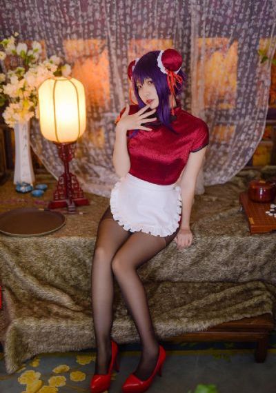 强漂亮白丝女教师小说_国产剧电影免费在线
