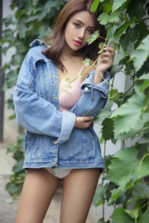 美女18禁免费看_加长未删减版在线观看