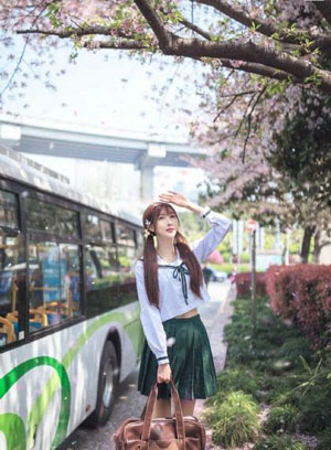 少妇太紧了慢慢进_午夜伦不卡高清在线观看