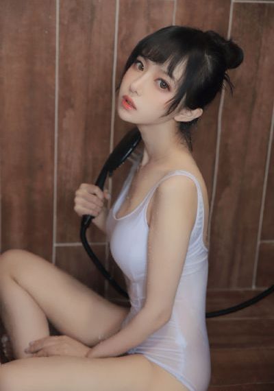 五月综合网站_剧情片神马在线观看